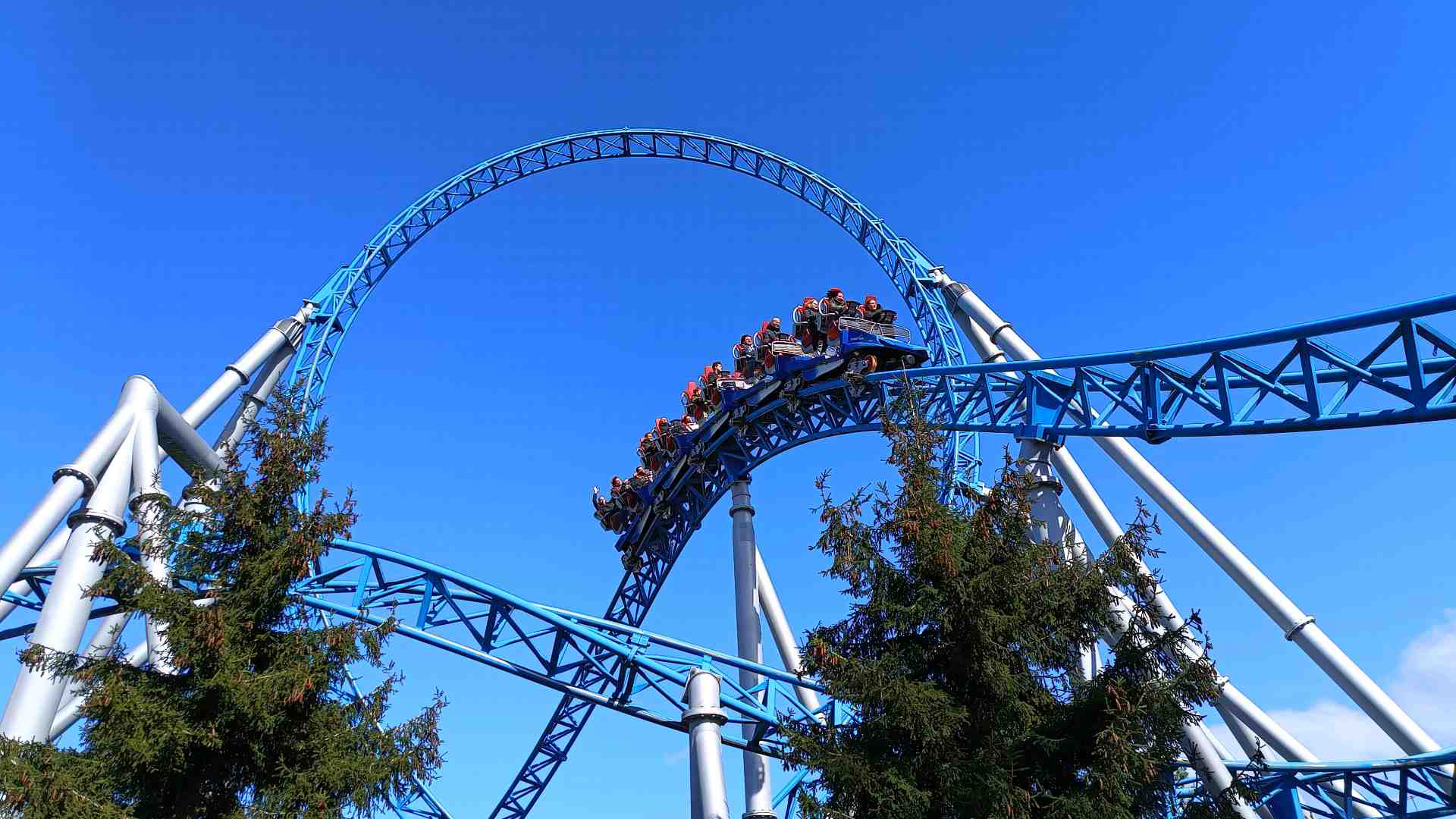 Blue Fire Megacoaster